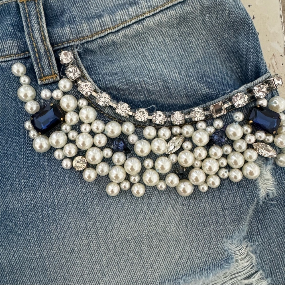 New! Flavio Castellani Jeans Shorts, Size 40, Blue with Crystals/Pearls - Picture 7 of 11